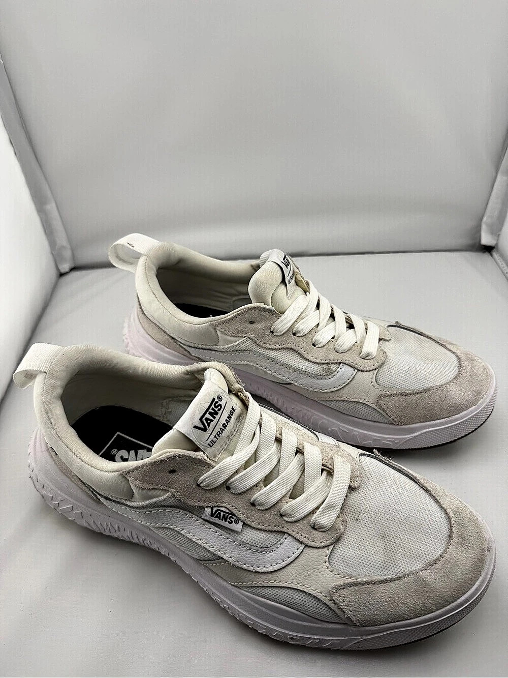 Vans UltraRange EXO SE Sneakers White & Gray US 8 D
